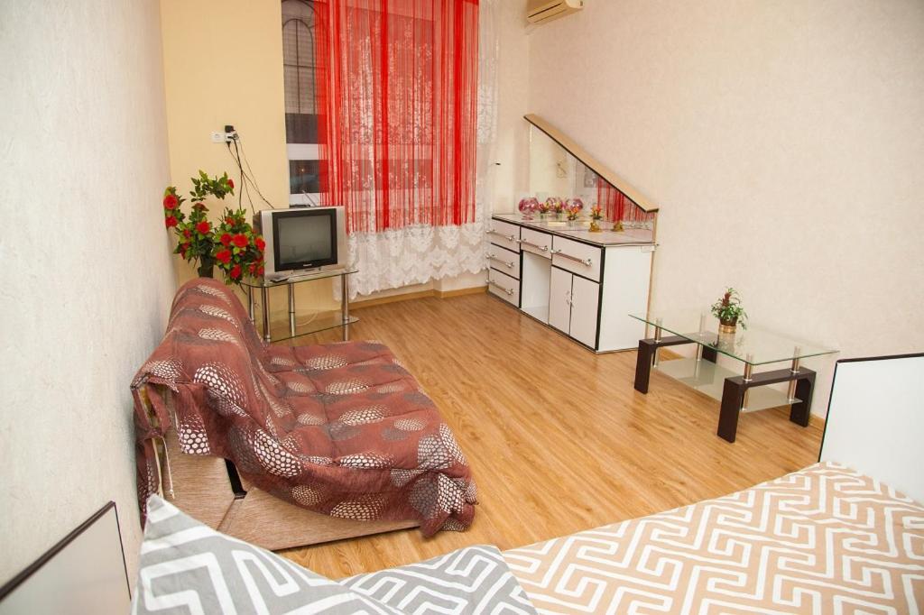 Semi-Luxury Apartment On Zhukovskogo Street 57 Zaporizhia Bagian luar foto